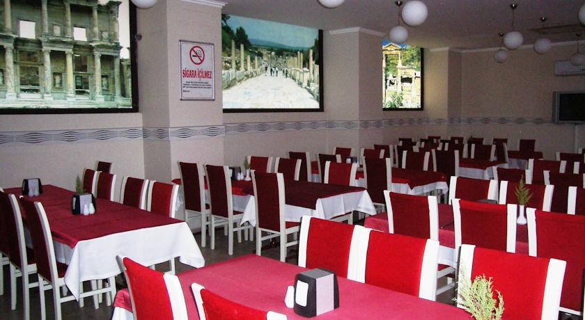 Royal Palace Kusadasi Hotel Екстер'єр фото