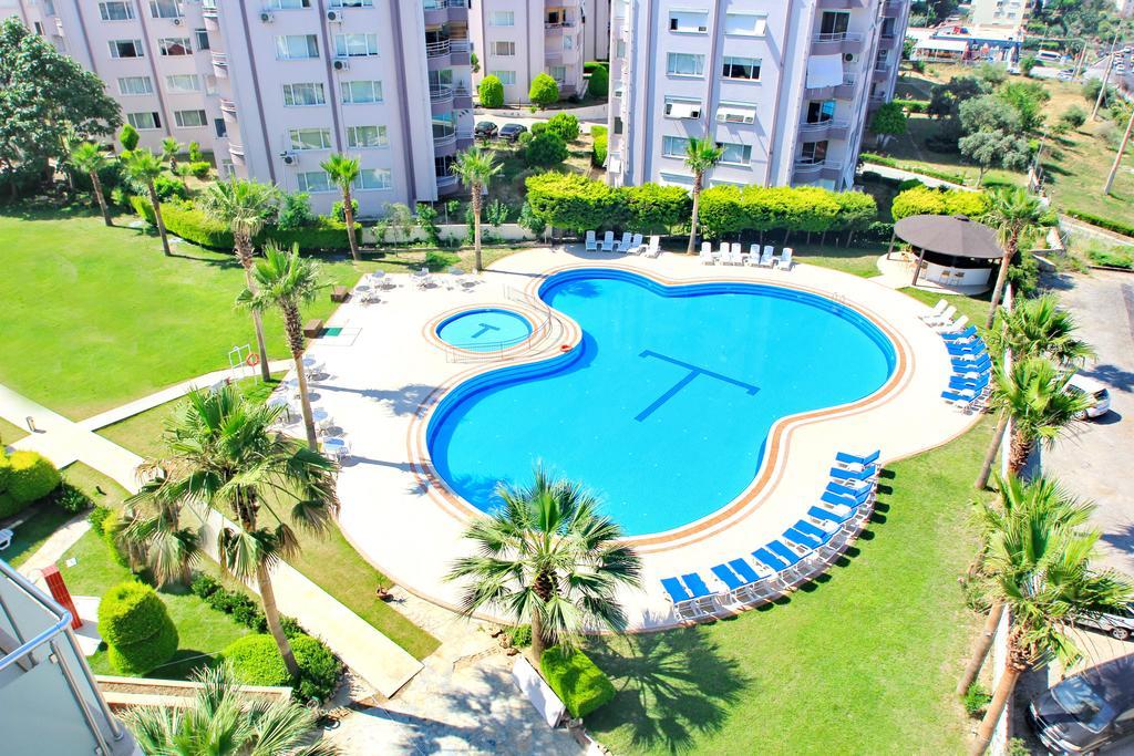 Royal Palace Kusadasi Hotel Екстер'єр фото