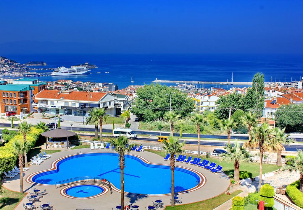 Royal Palace Kusadasi Hotel Екстер'єр фото