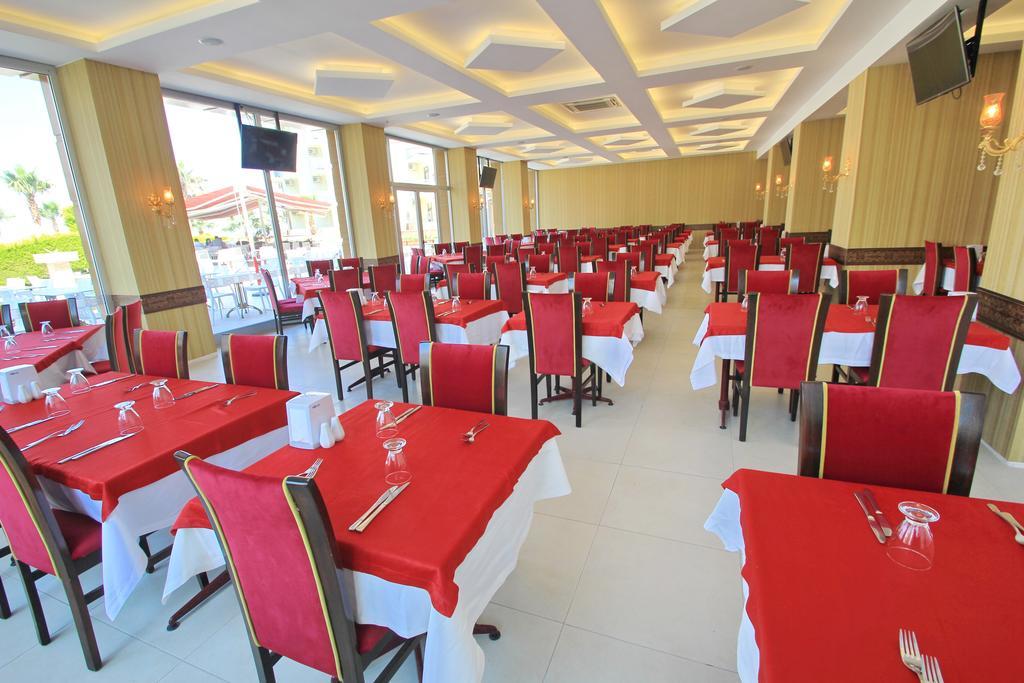 Royal Palace Kusadasi Hotel Екстер'єр фото