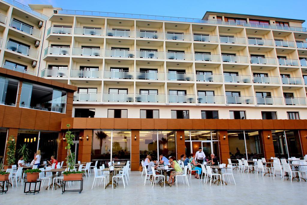 Royal Palace Kusadasi Hotel Екстер'єр фото