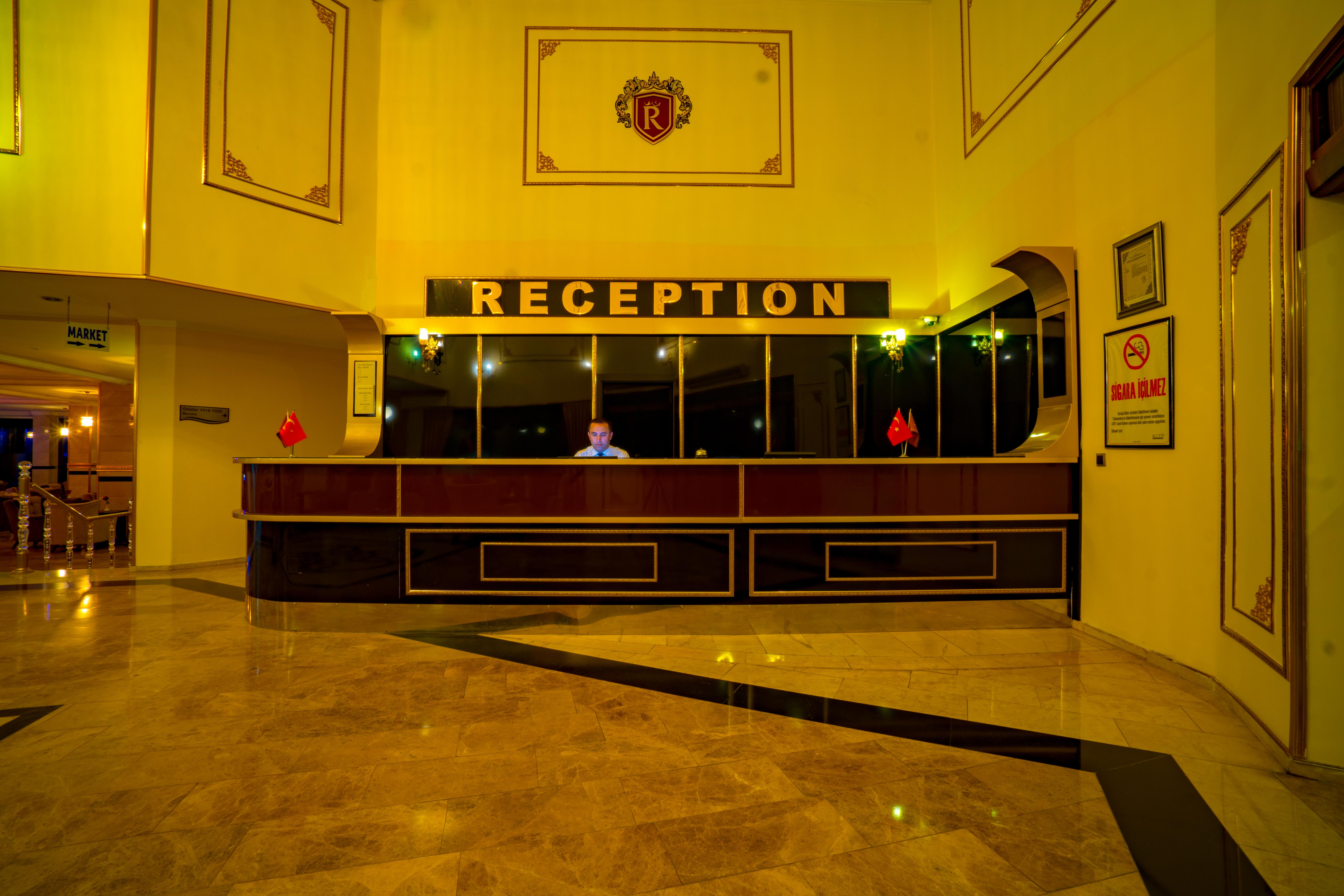 Royal Palace Kusadasi Hotel Екстер'єр фото