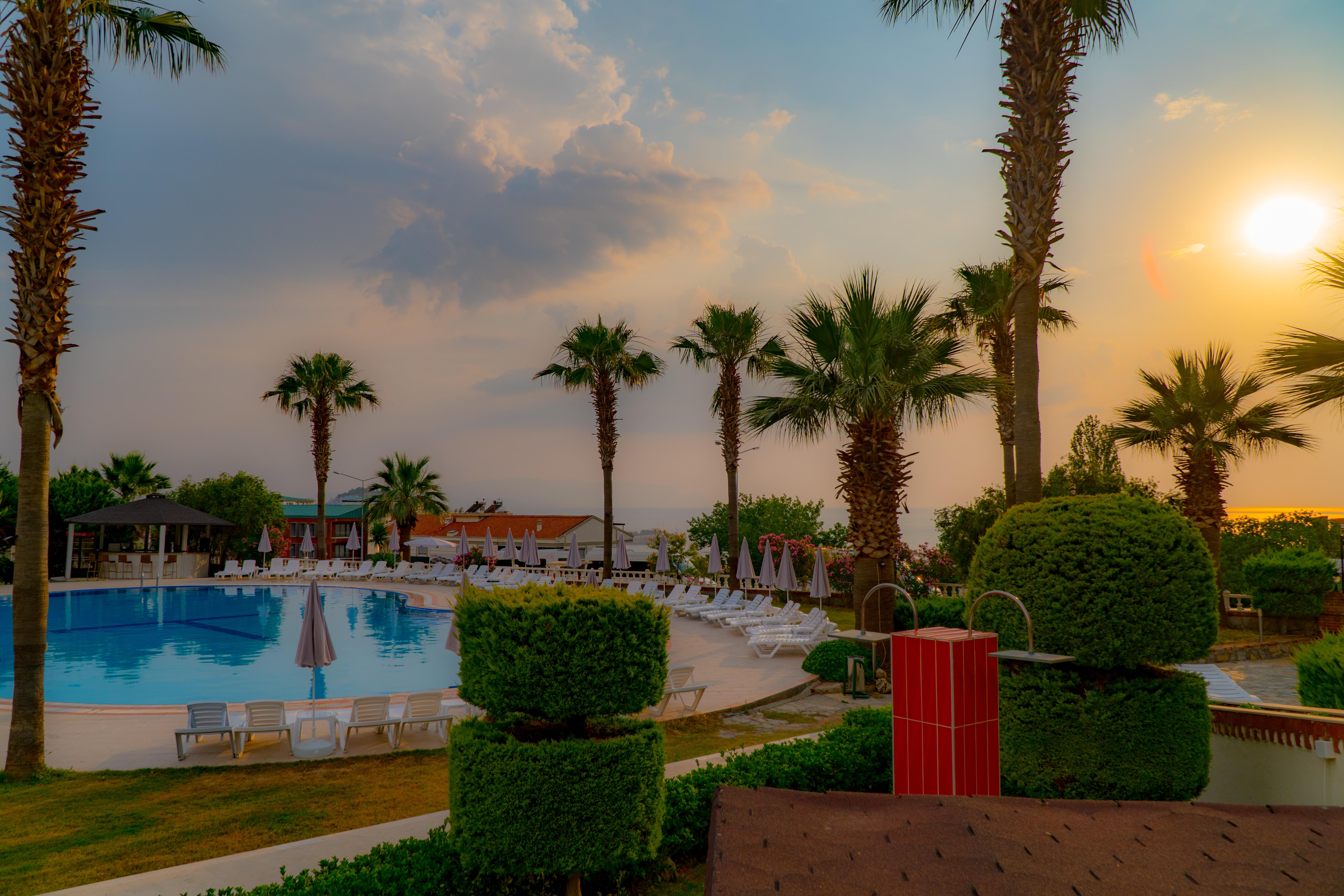Royal Palace Kusadasi Hotel Екстер'єр фото