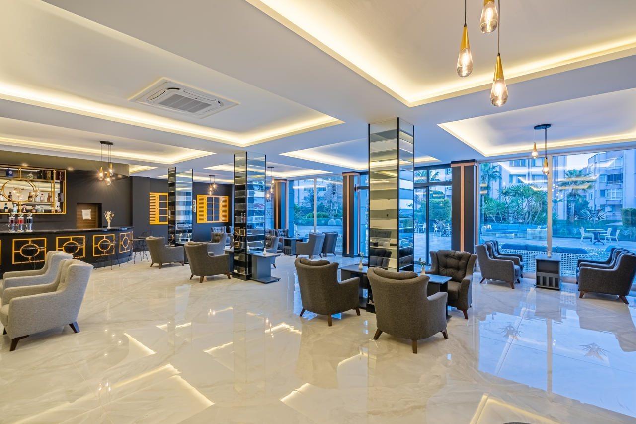 Royal Palace Kusadasi Hotel Екстер'єр фото