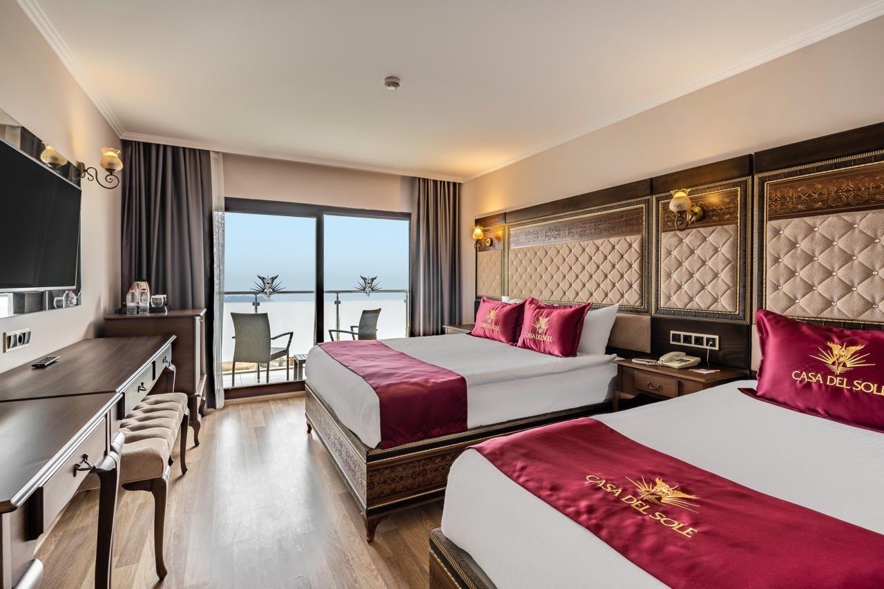 Royal Palace Kusadasi Hotel Екстер'єр фото